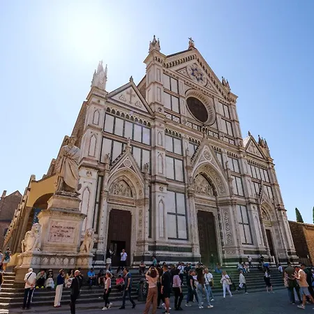 Santa Croce Historic Loft With A View フィレンツェ