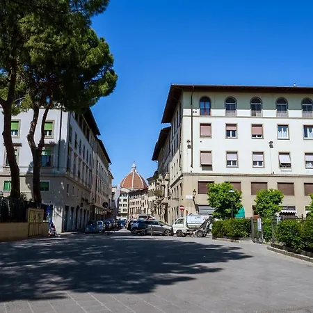 Santa Croce Historic Loft With A View דירה